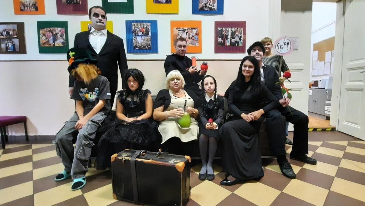 Halloween s The Addams family